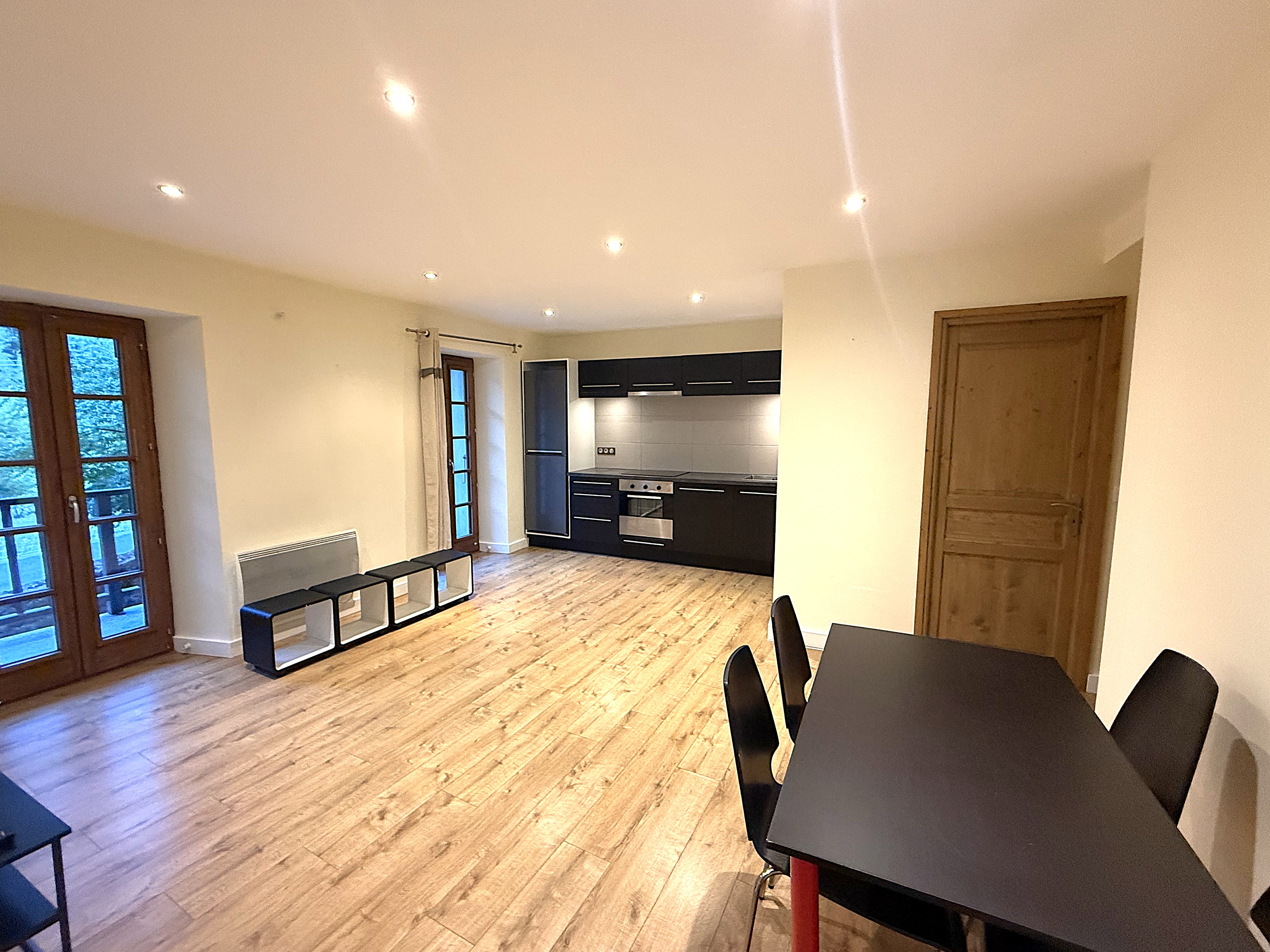 Propriété en France à vendre à Séez, Savoie - €1 695 000 - photo 