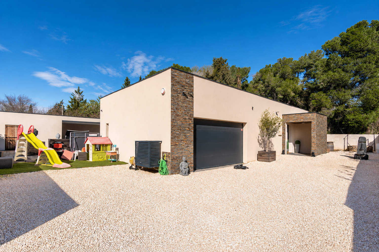 French property for sale in Narbonne, Aude - €485,000 - photo 
