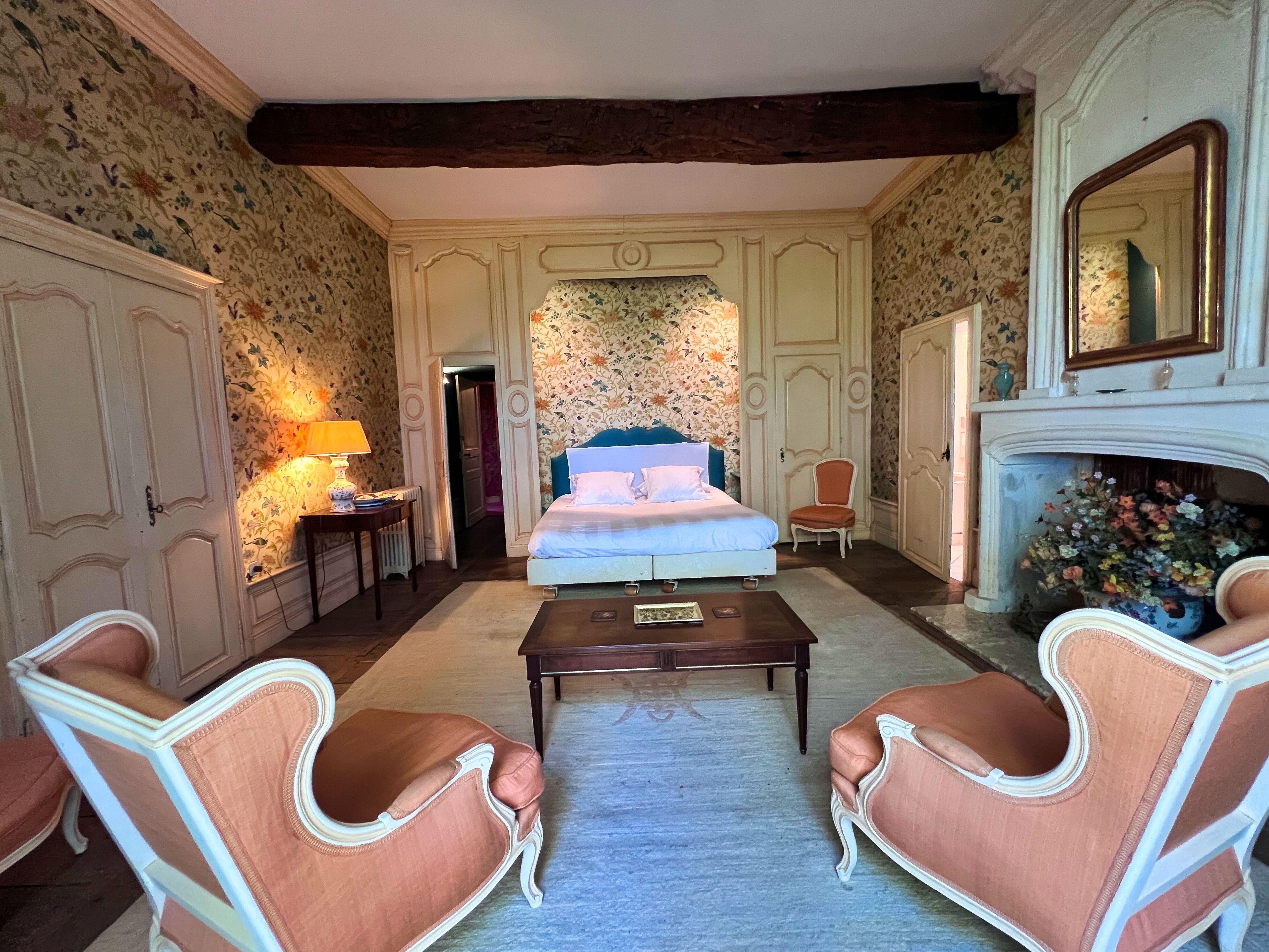 French property for sale in Brantôme en Périgord, Dordogne - €1,150,000 - photo 