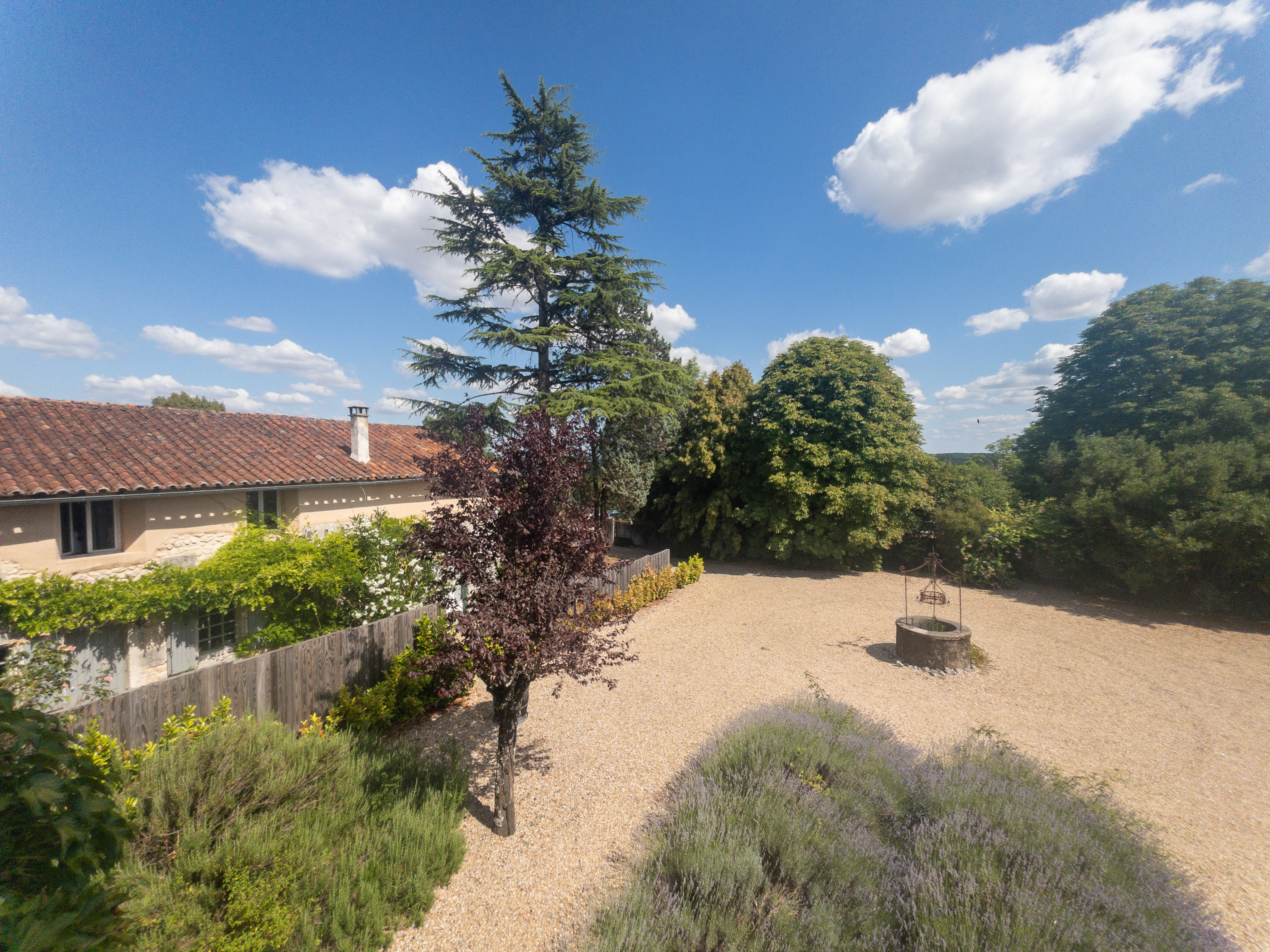 French property for sale in Nabinaud, Charente - €689,000 - photo 
