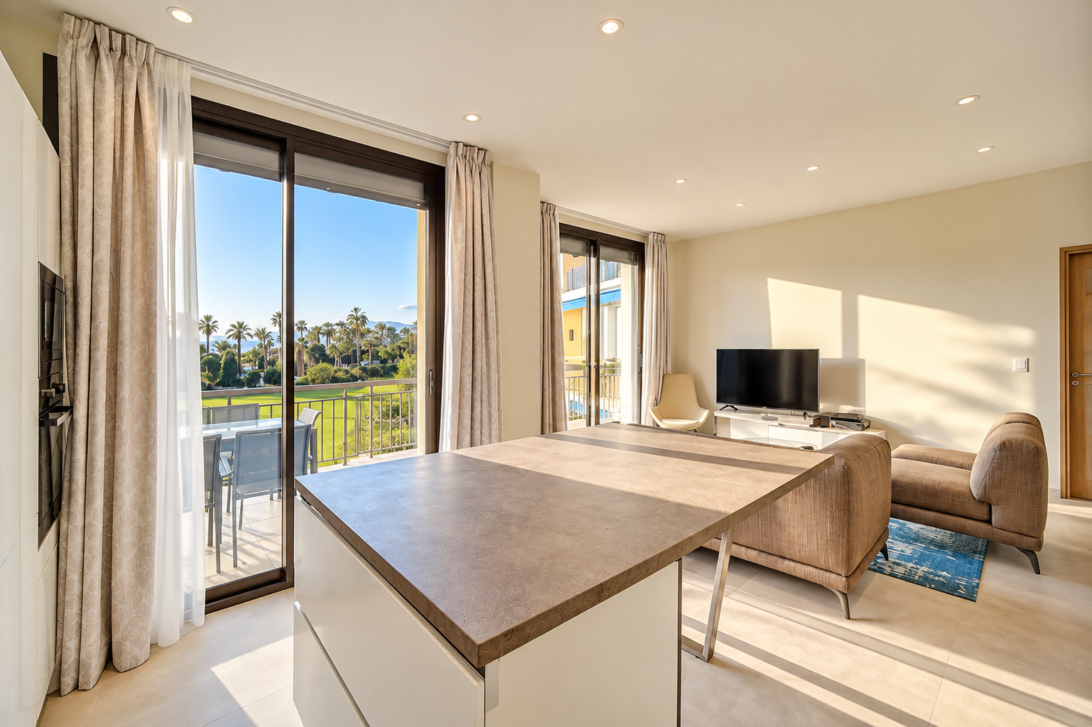 Propriété en France à vendre à Cannes, Alpes-Maritimes - €1 990 000 - photo 
