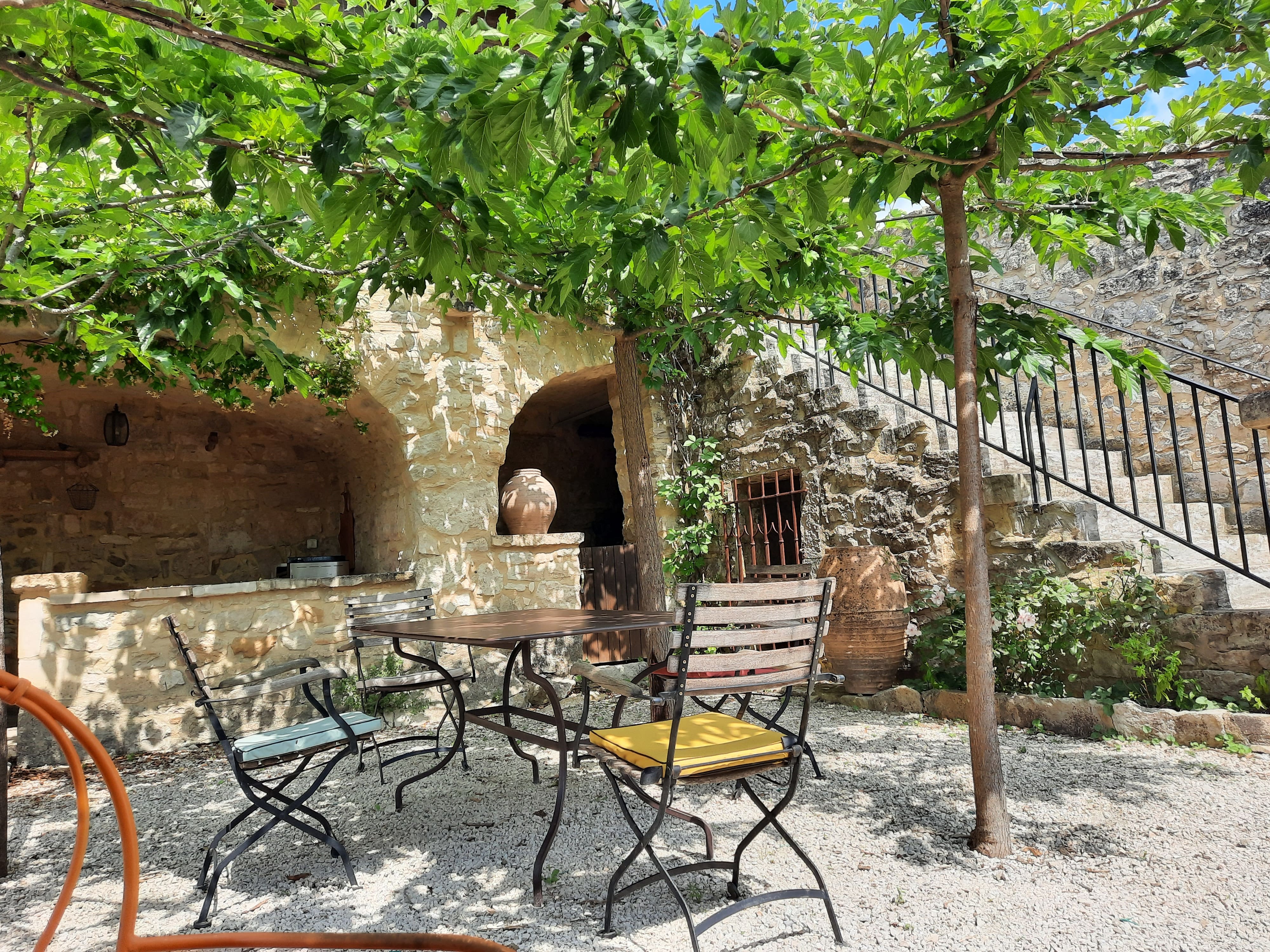 French property for sale in Barjac, Gard - €650,000 - photo 
