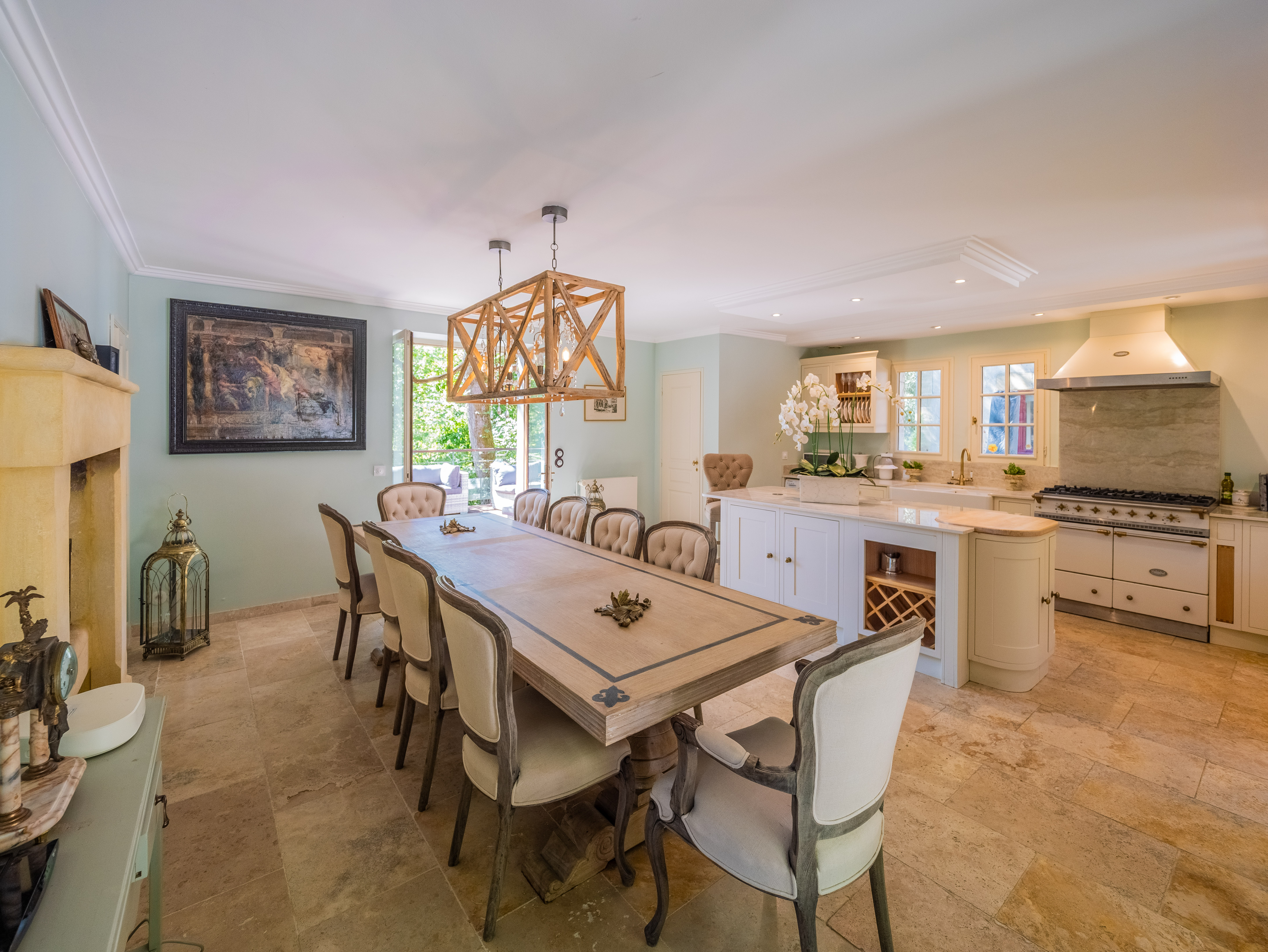 Propriété en France à vendre à Carlux, Dordogne - €4 500 000 - photo 