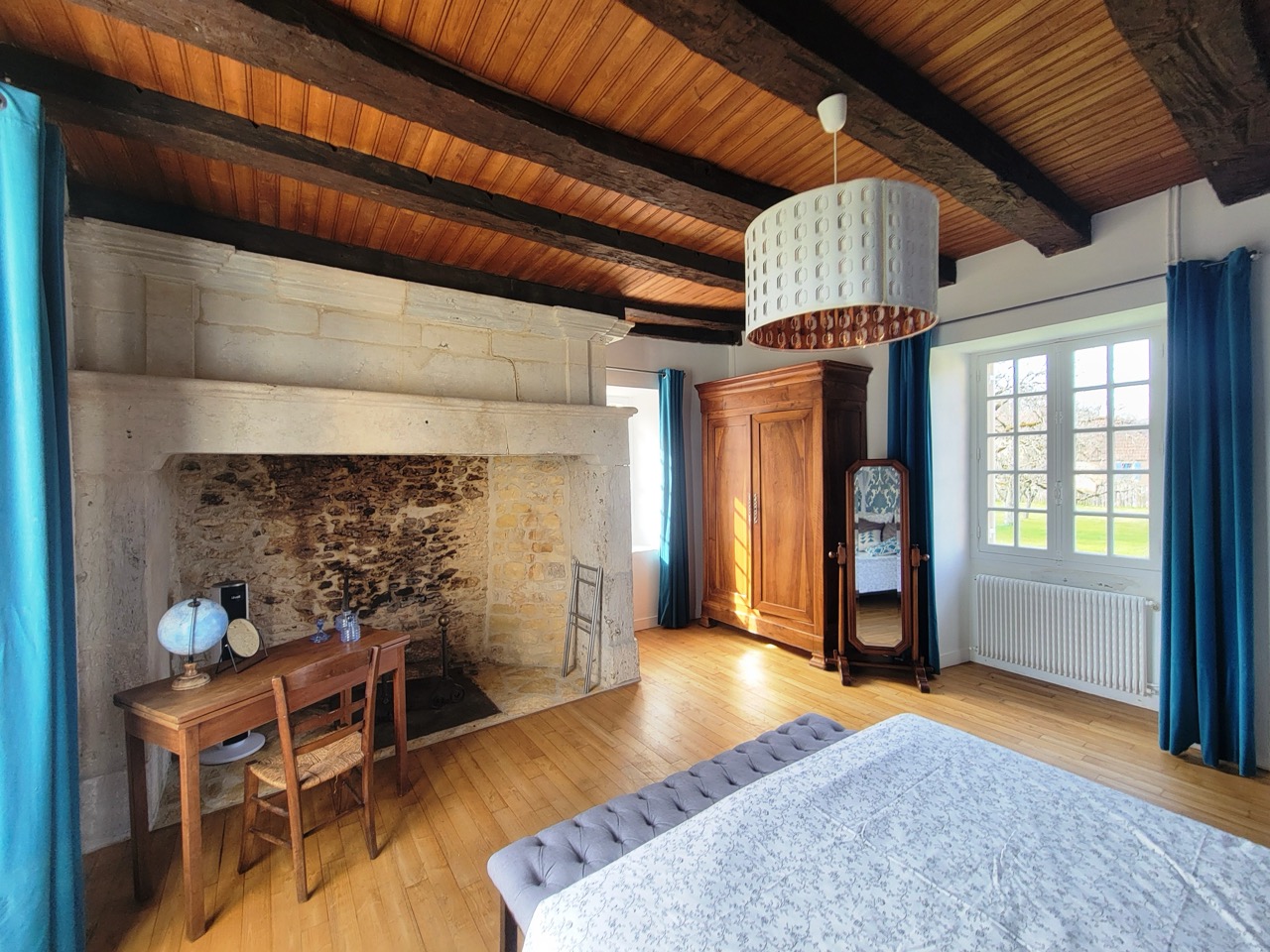 French property for sale in Saint-Cyprien, Dordogne - €750,000 - photo 