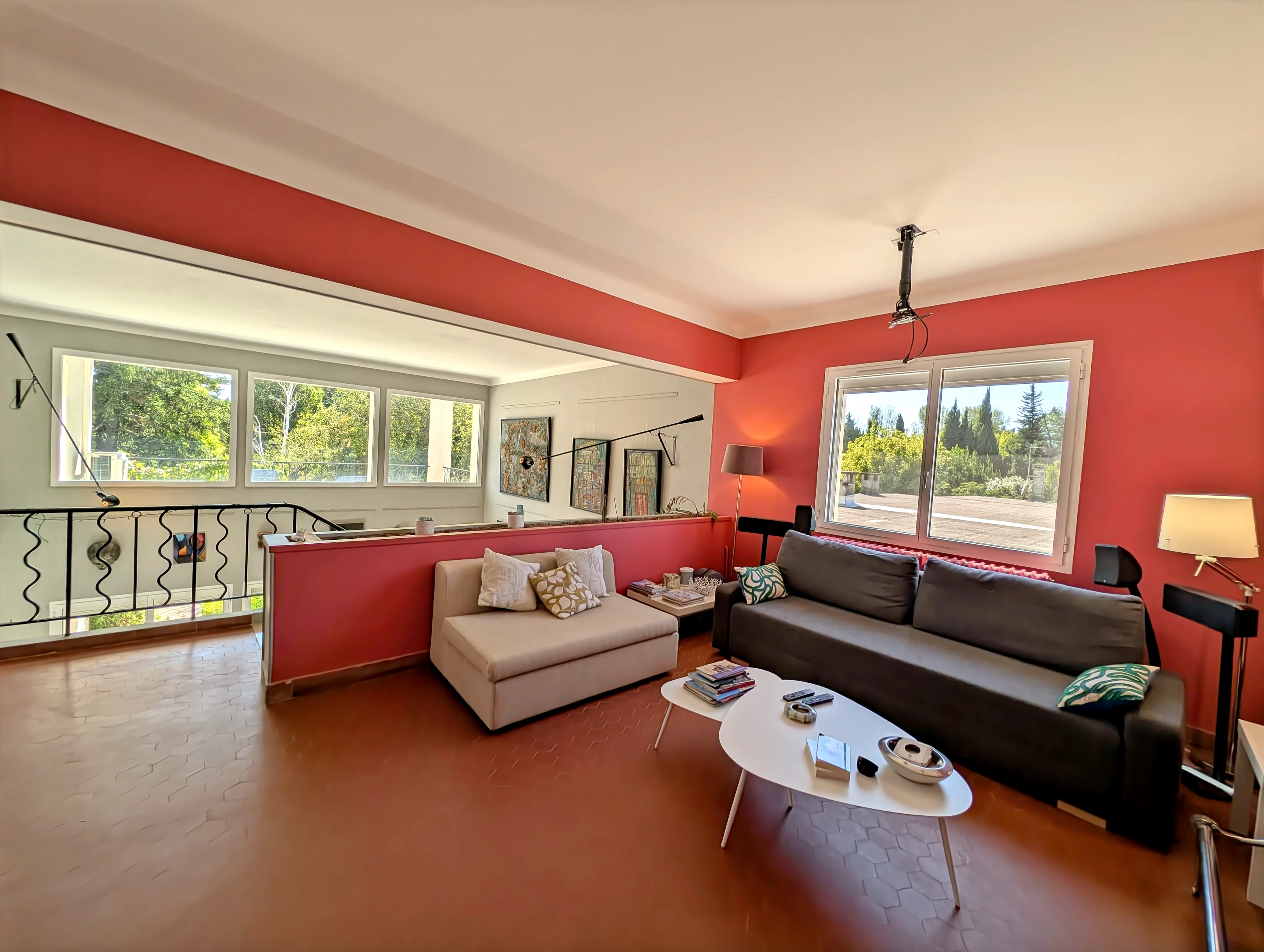 French property for sale in Avignon, Vaucluse - €549,000 - photo 