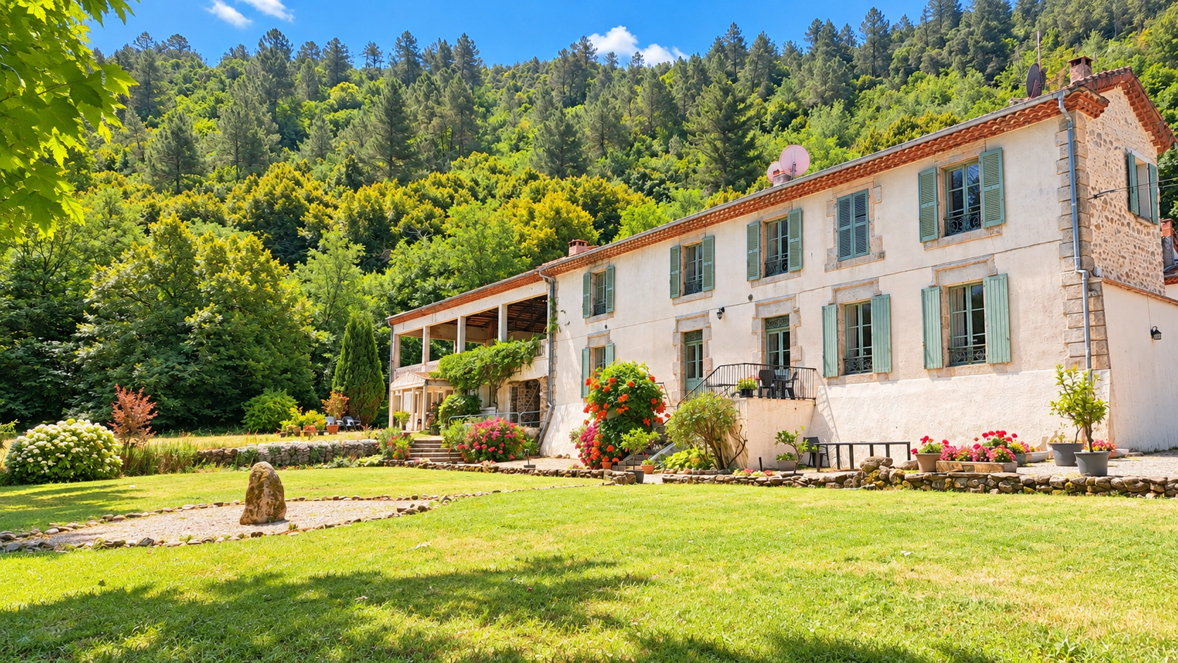 French property for sale in Alès, Gard - €1,475,000 - photo 