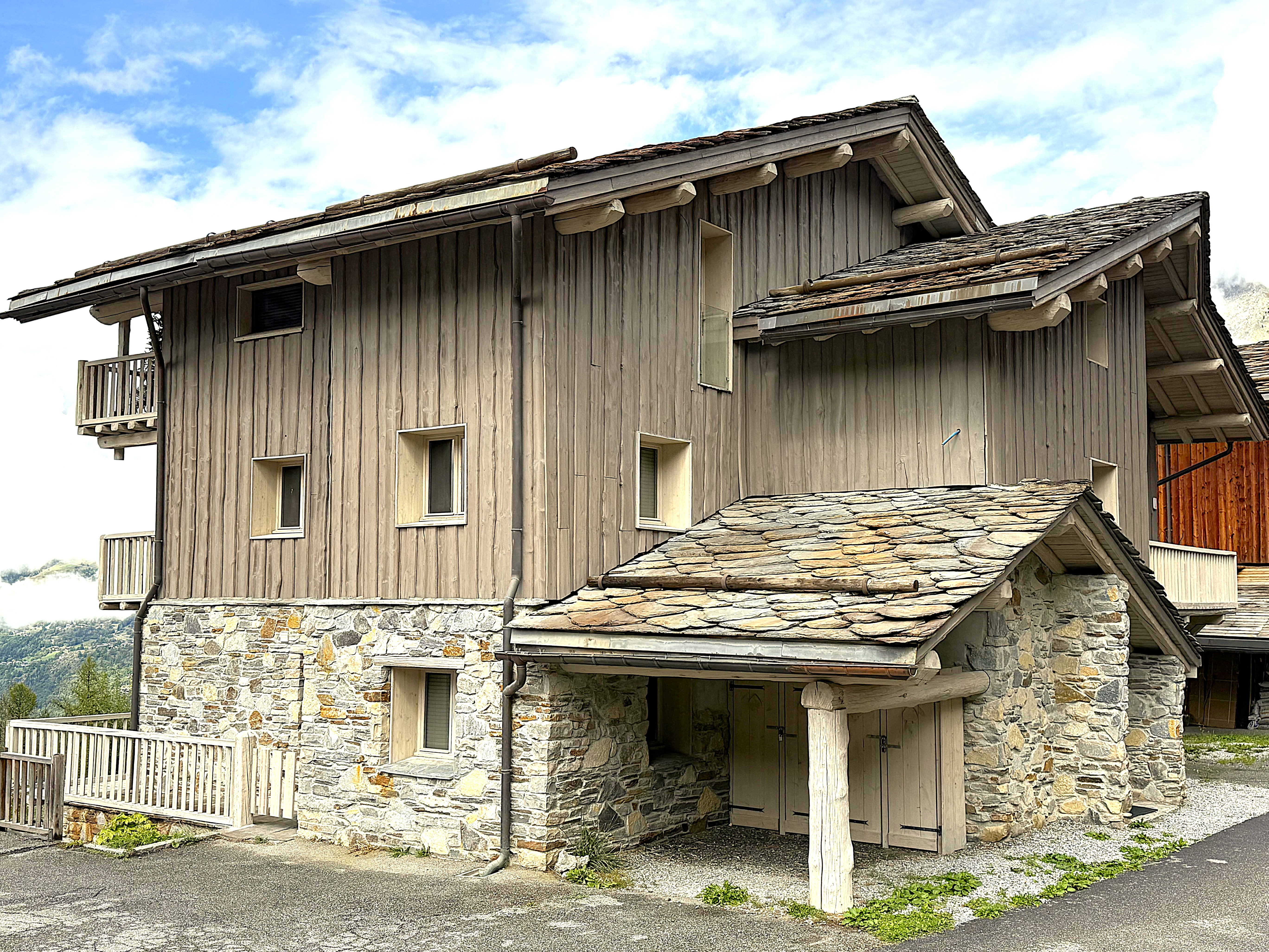 French property for sale in Sainte-Foy-Tarentaise, Savoie - €6,500,000 - photo 