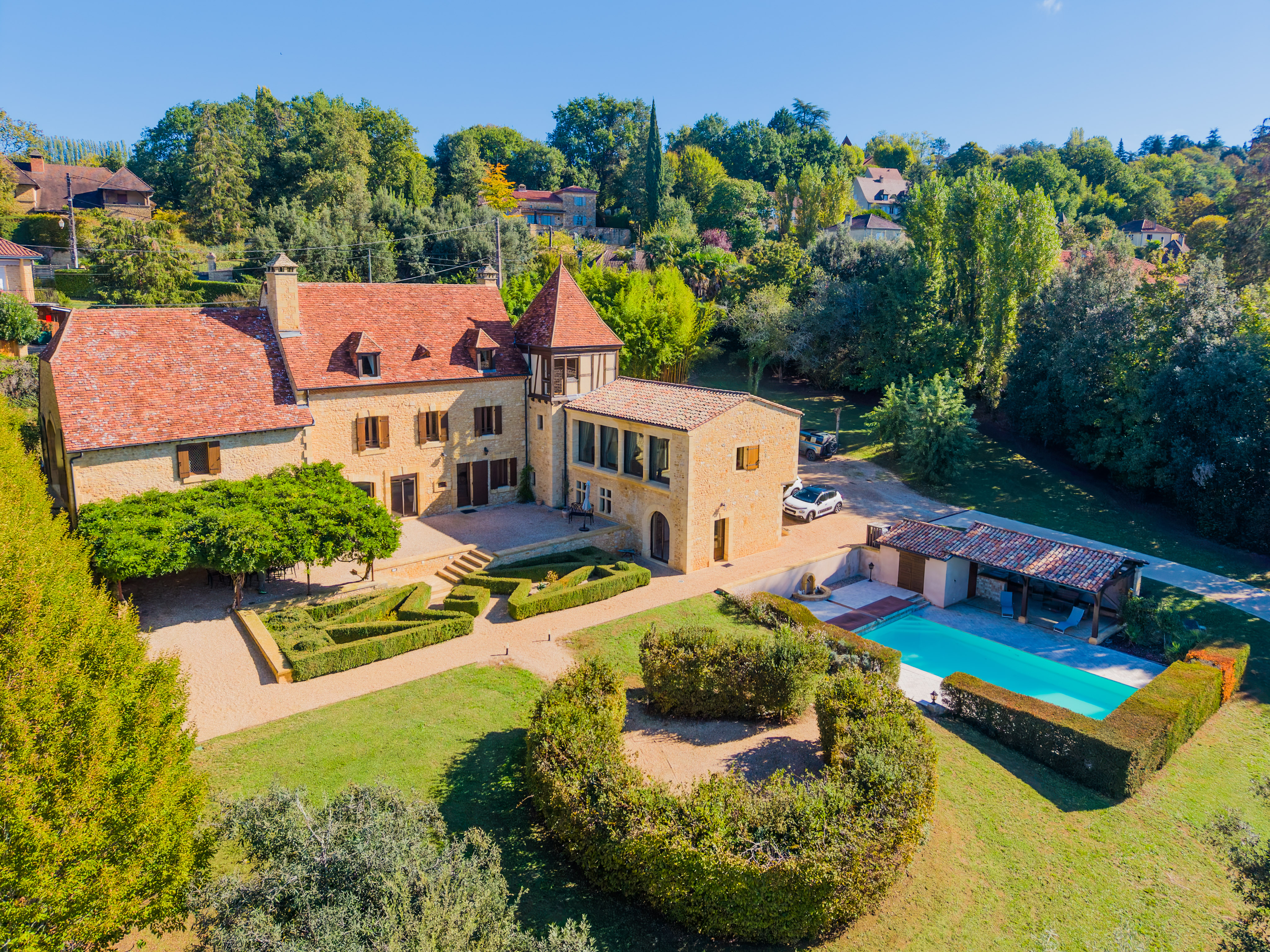 Propriété en France à vendre à Sarlat-la-Canéda, Dordogne - €1 837 000 - photo 