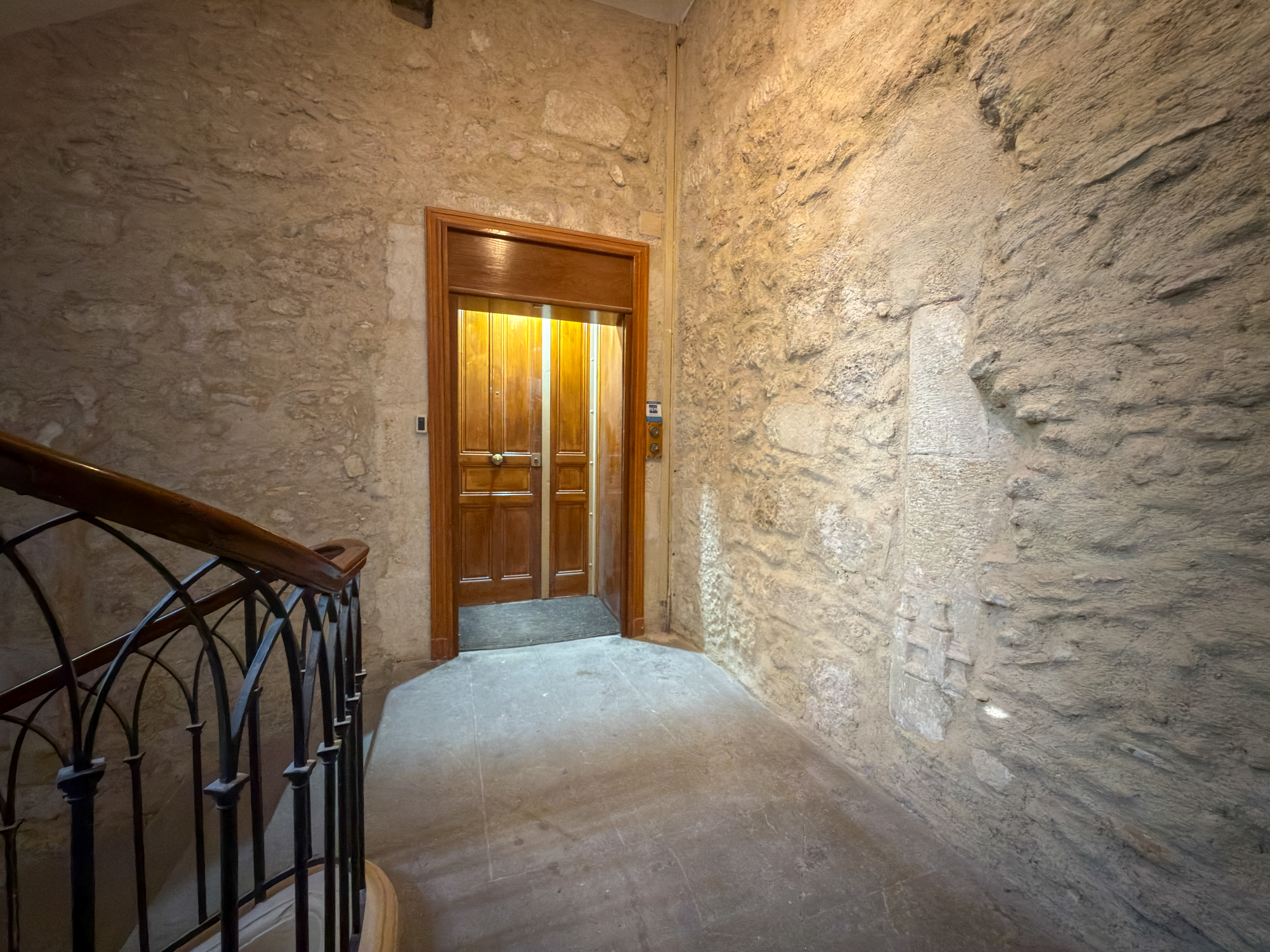 French property for sale in Béziers, Hérault - €695,000 - photo 