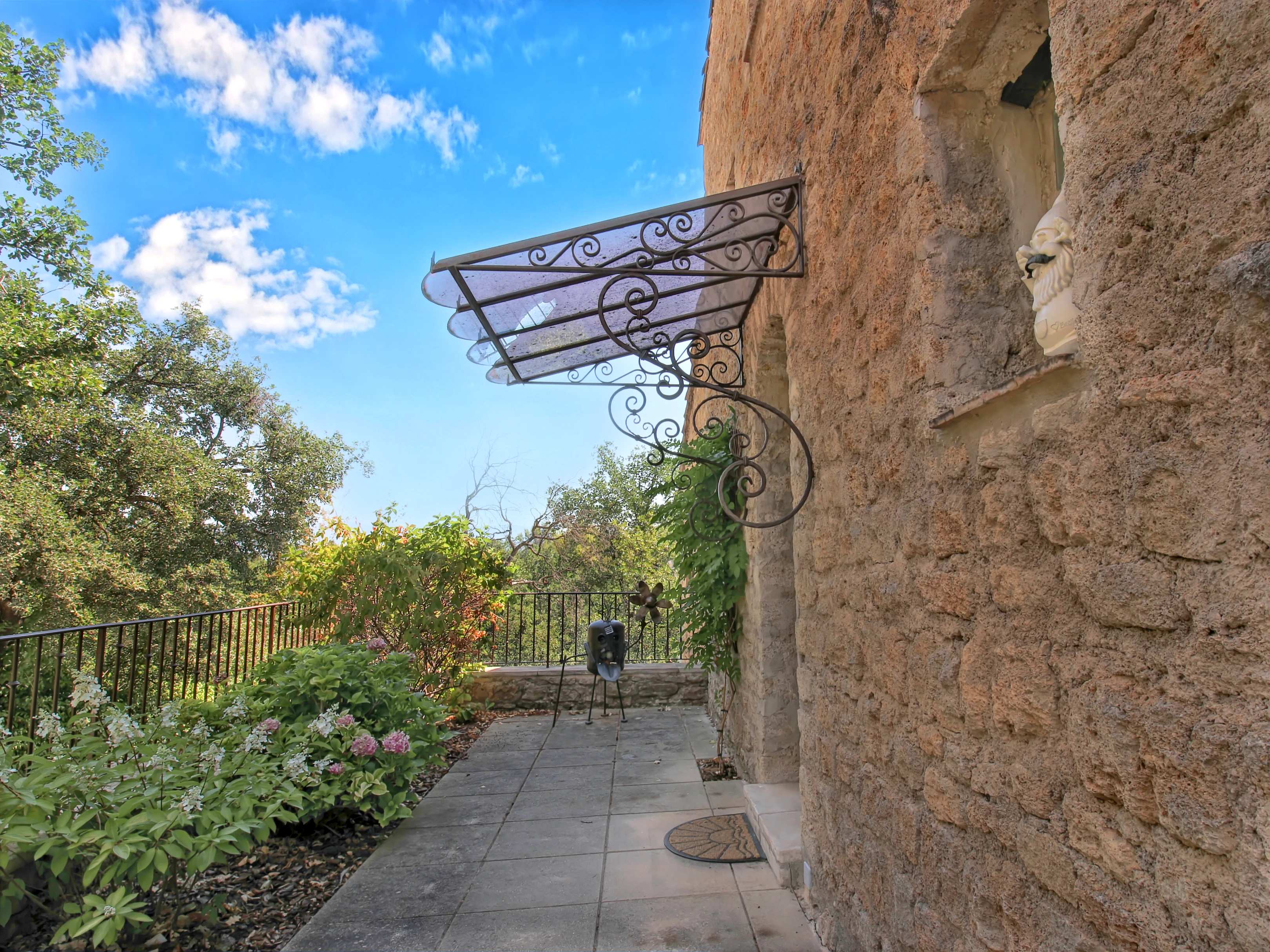 Propriété en France à vendre à Apt, Vaucluse - €767 000 - photo 
