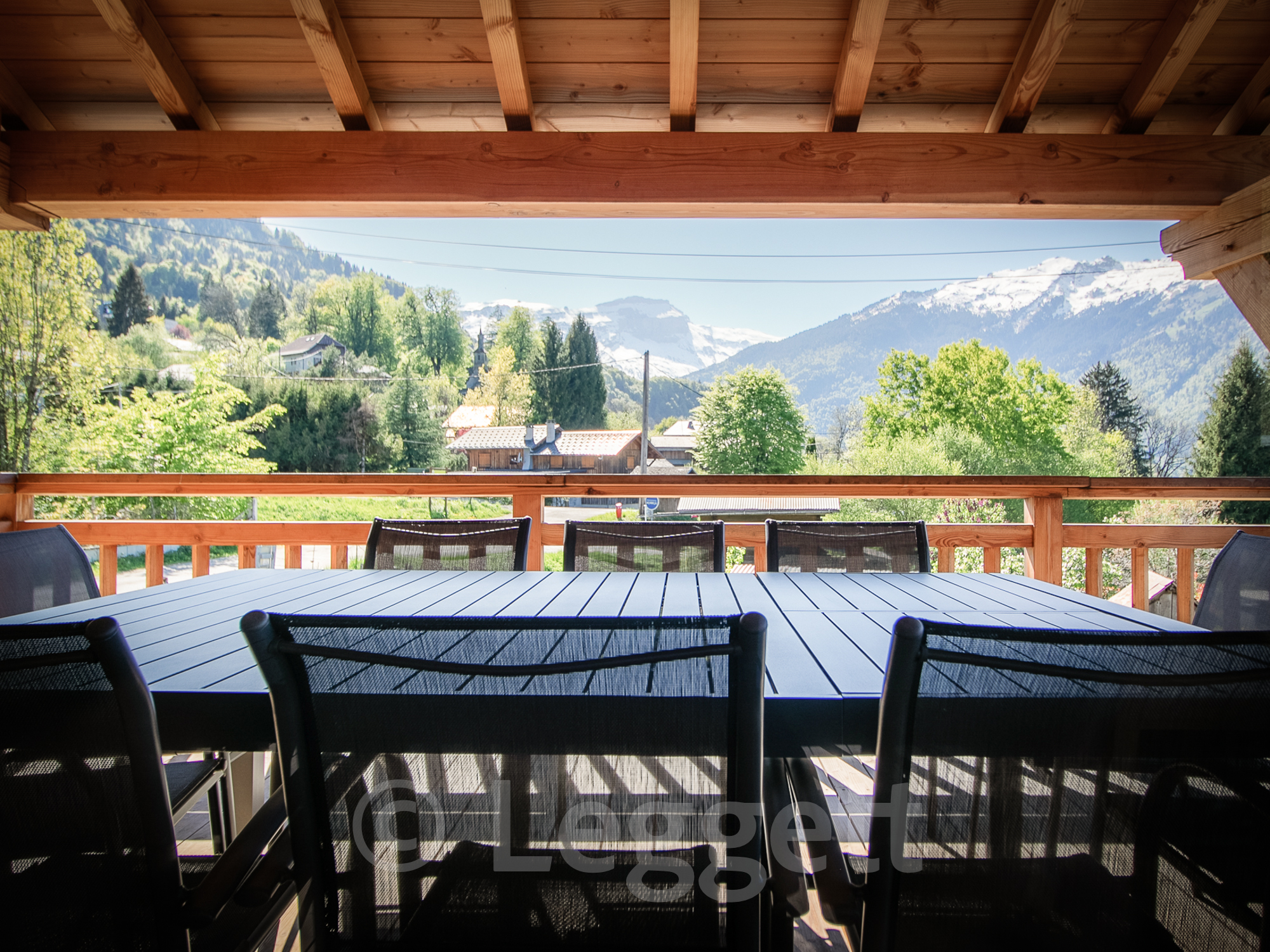 French property for sale in Samoëns, Haute-Savoie - €1,800,000 - photo 