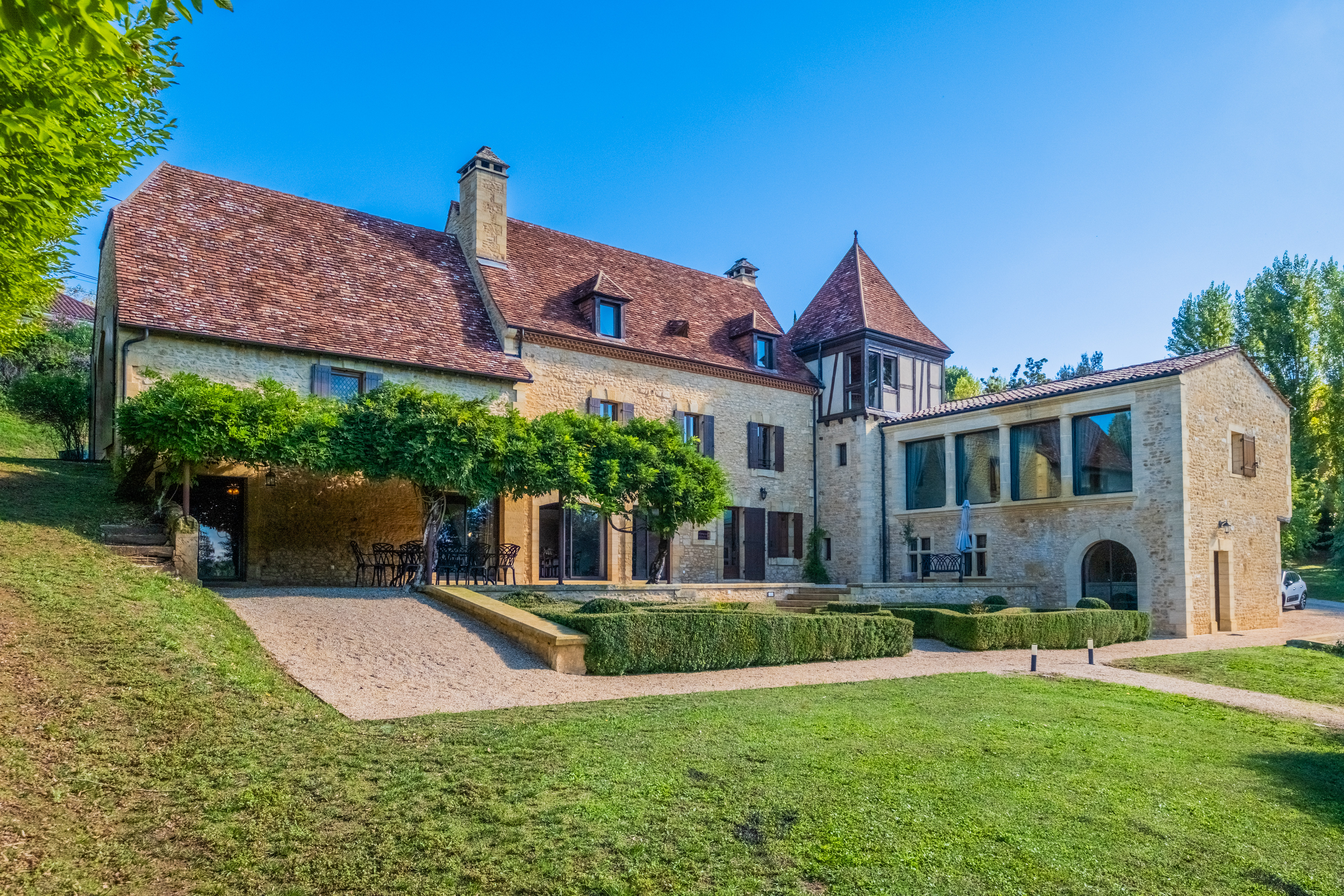 Propriété en France à vendre à Sarlat-la-Canéda, Dordogne - €1 837 000 - photo 