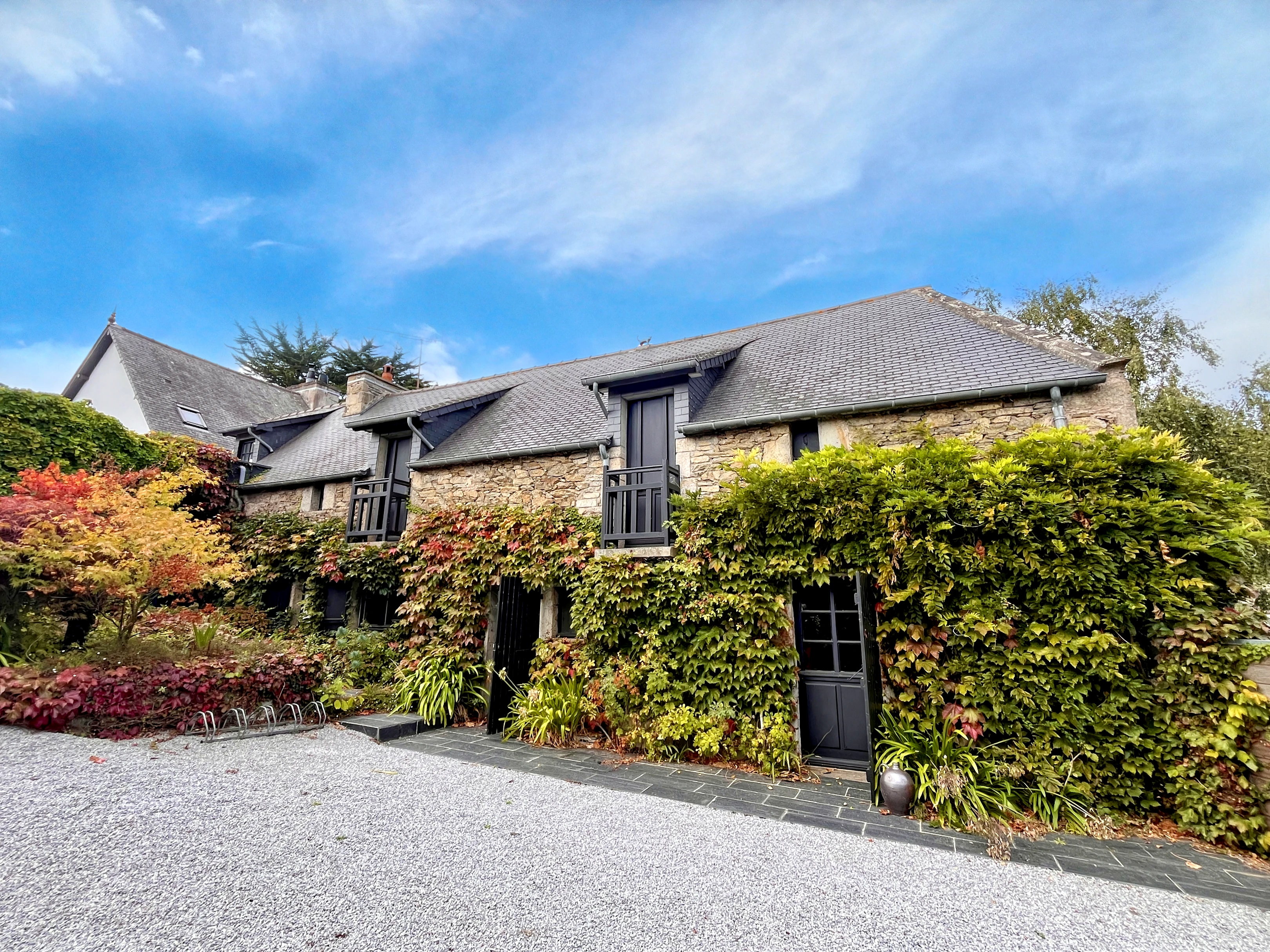 Propriété en France à vendre à Saint-Cast-le-Guildo, Côtes-d'Armor - €1 276 600 - photo 