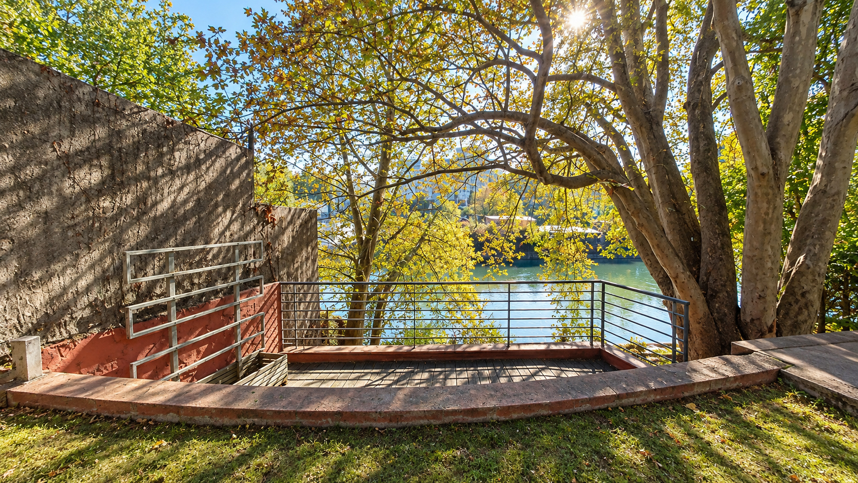 French property for sale in Issy-les-Moulineaux, Hauts-de-Seine - €3,200,000 - photo 