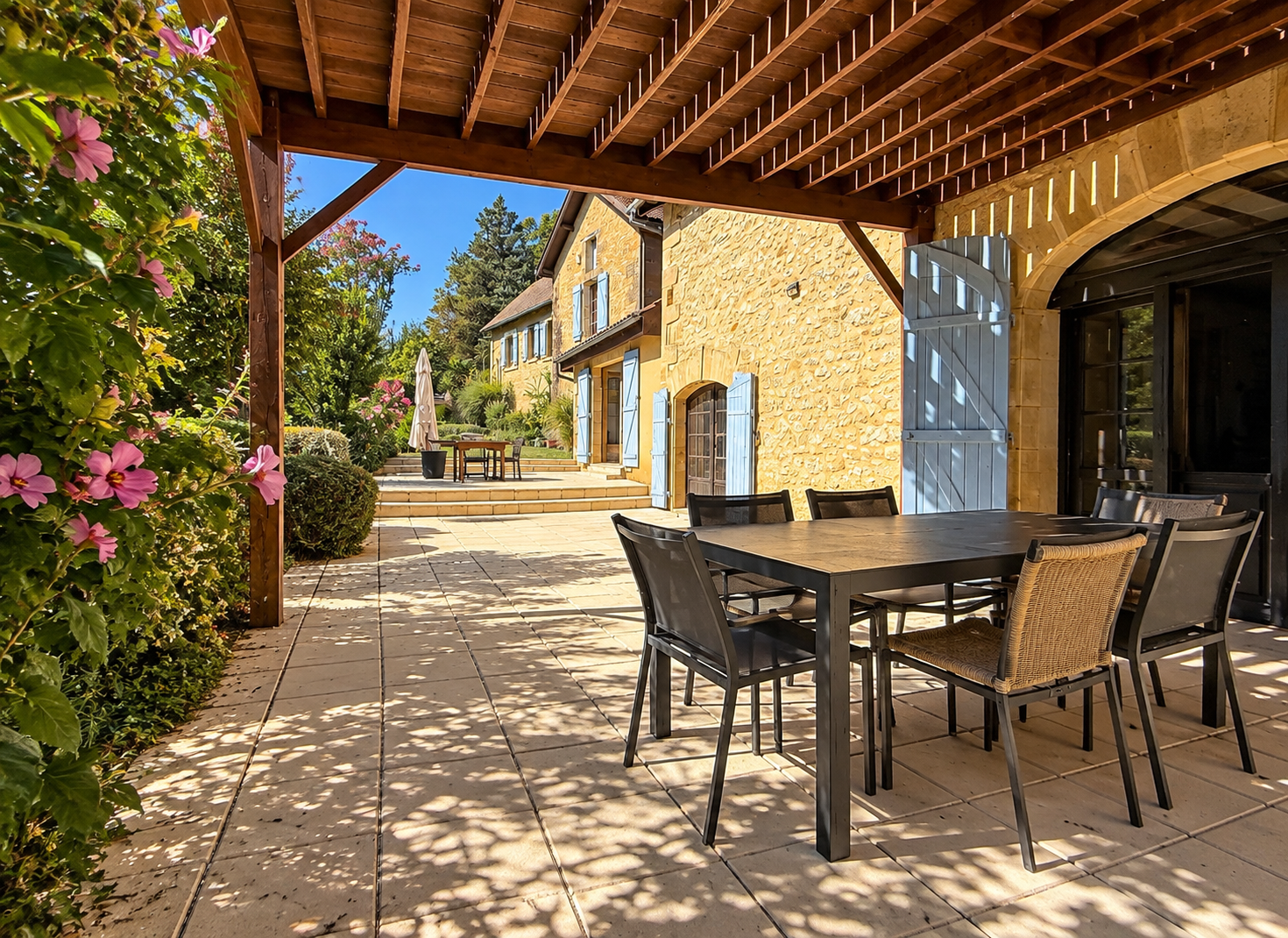 French property for sale in Saint-André-d'Allas, Dordogne - €572,000 - photo 