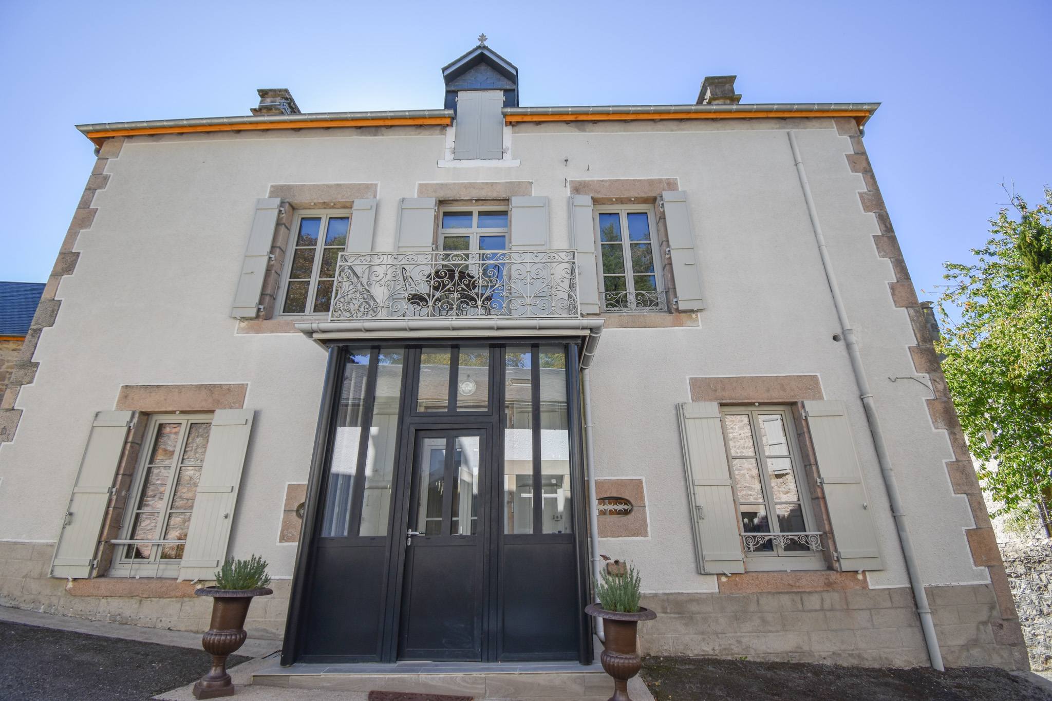 Propriété en France à vendre à Meymac, Corrèze - €530 000 - photo 