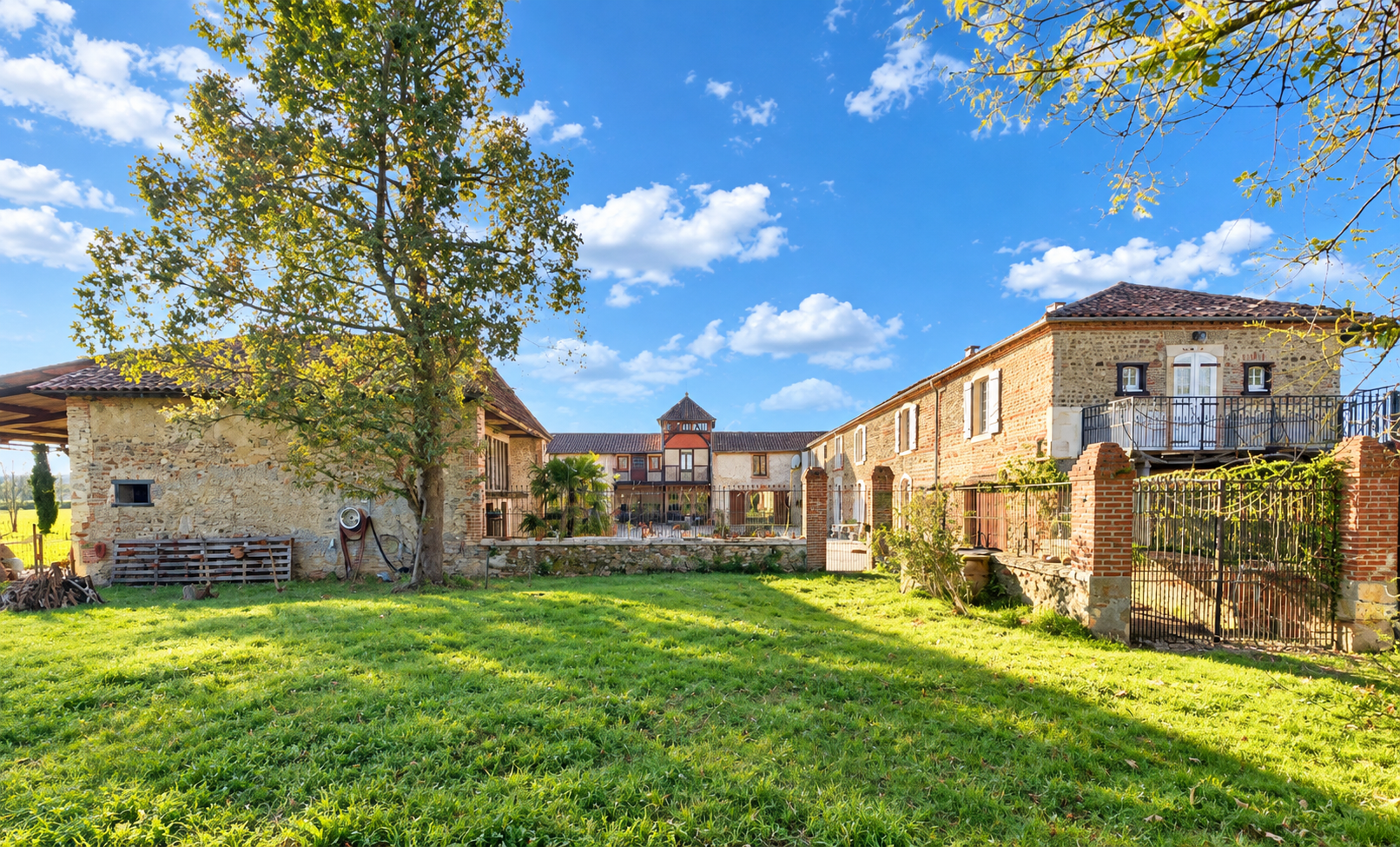Propriété en France à vendre à Montégut-Arros, Gers - €570 000 - photo 