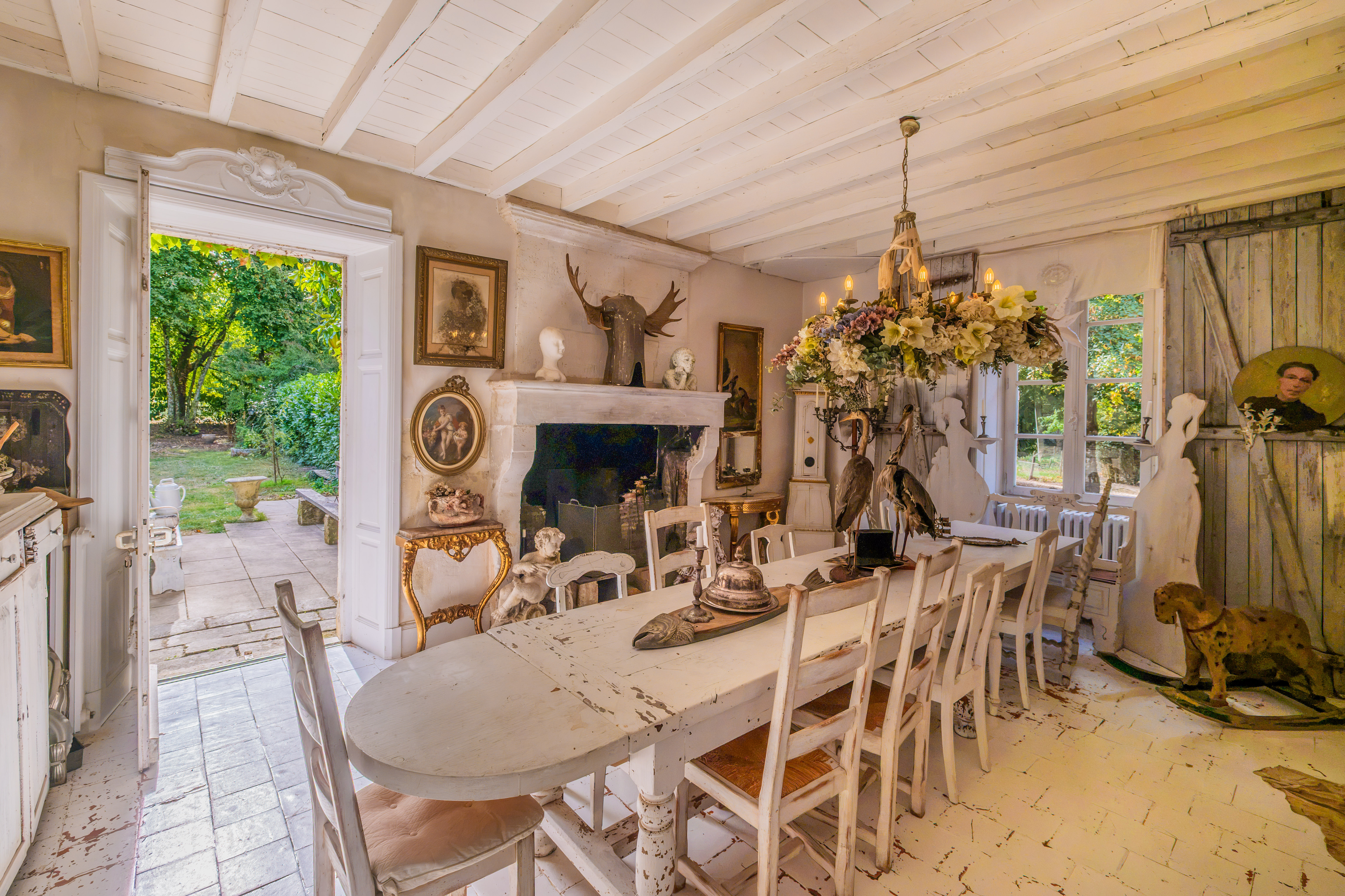 French property for sale in Rougnac, Charente - €689,950 - photo 