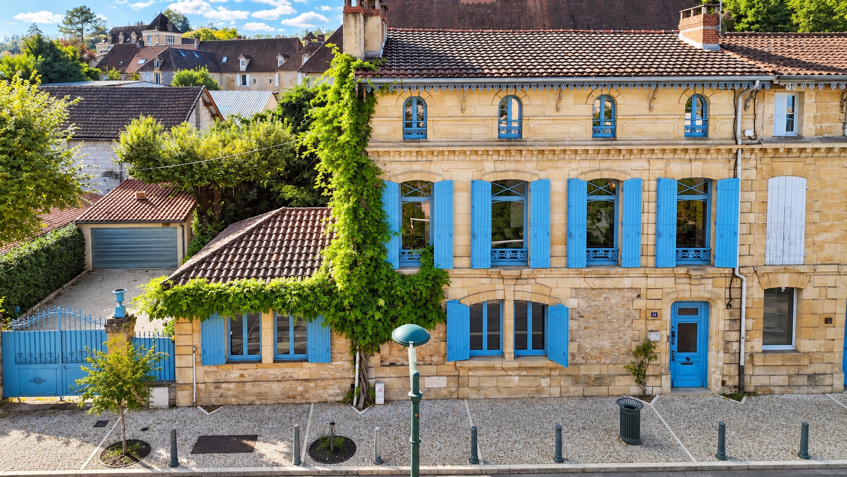 French property for sale in Sarlat-la-Canéda, Dordogne - €976,500 - photo 