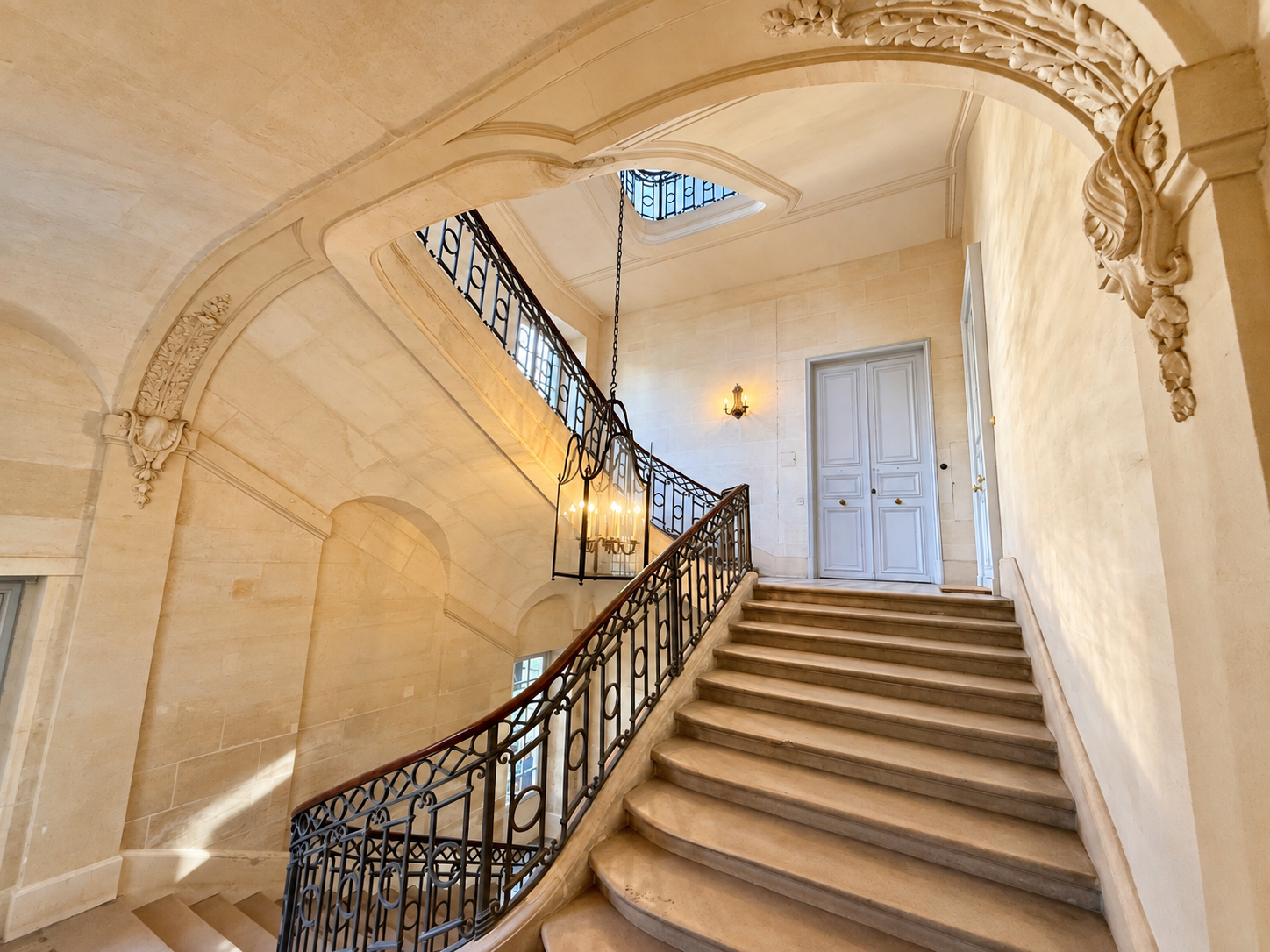 French property for sale in Paris 3e Arrondissement, Paris - €4,380,000 - photo 